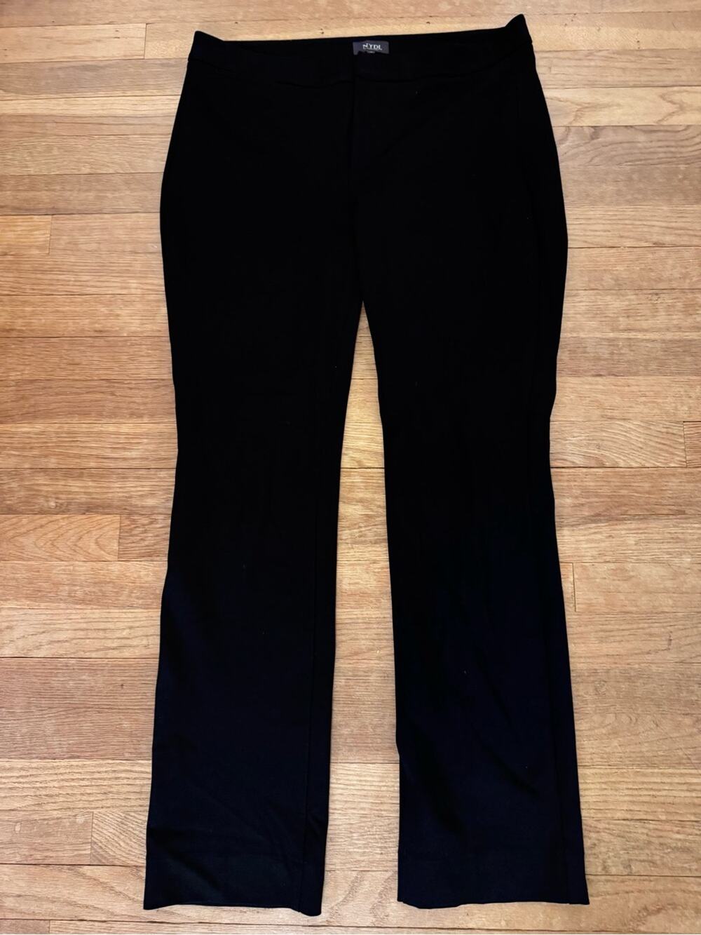 NYDJ Women's Black Straight Leg Pants - Size 12
b66